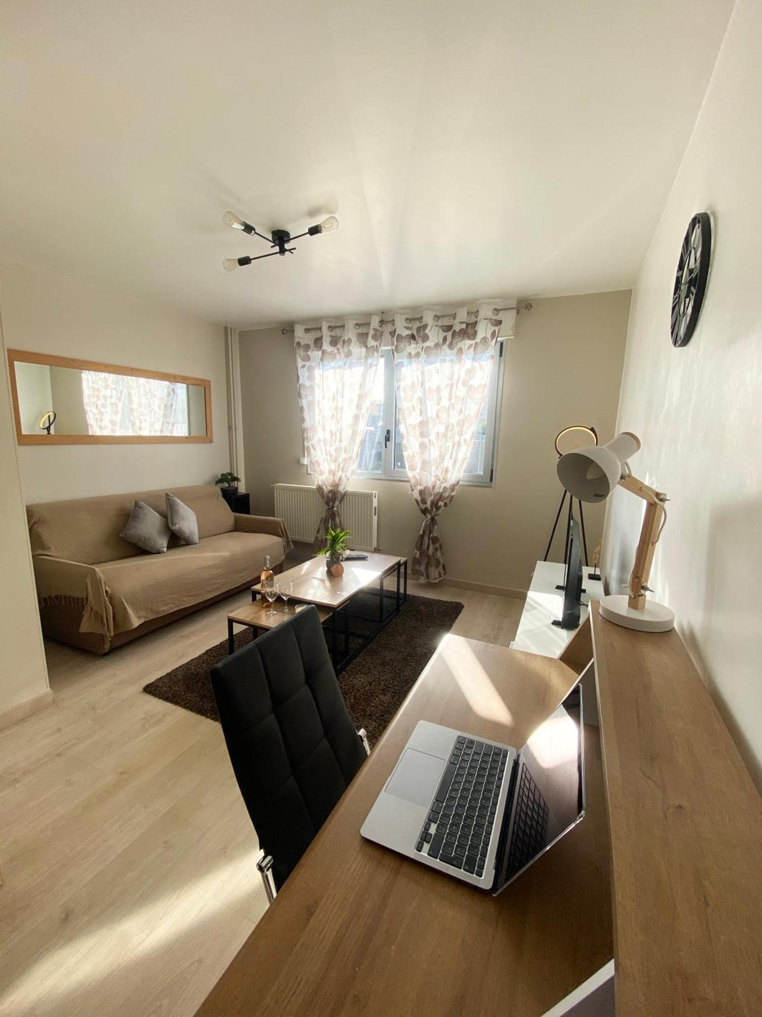 Bel 2 Pieces - 10min De La Apartment